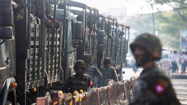Myanma xuntası və üsyançılar atəşkəs imzalayıblar