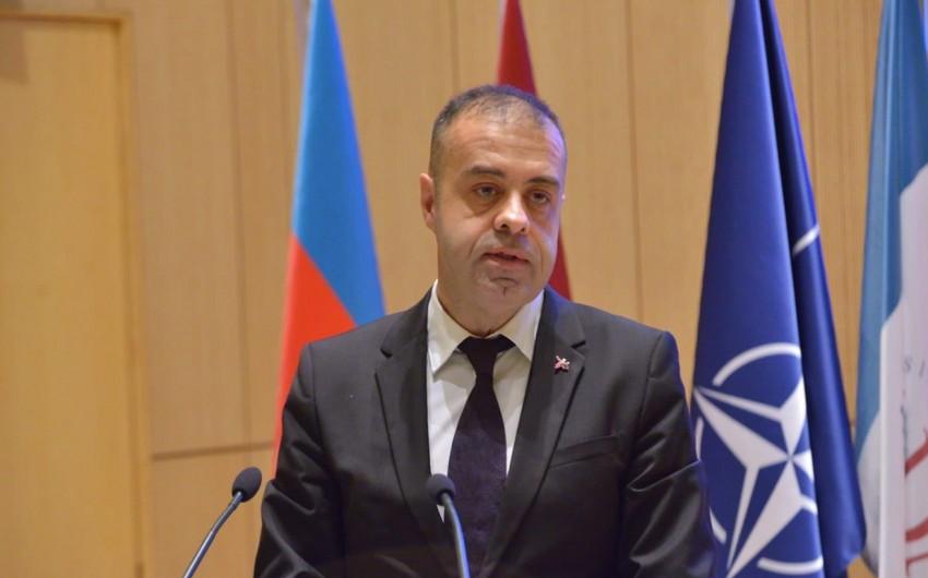 Azərbaycanın NATO-dakı nümayəndəsi: "Bəyanatın qəsdən pozulması hərbi əməliyyatların başlanmasına səbəb ola bilər"