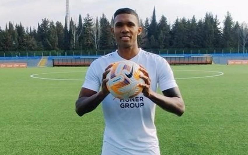 "Turan Tovuz" panamalı futbolçu transfer edib