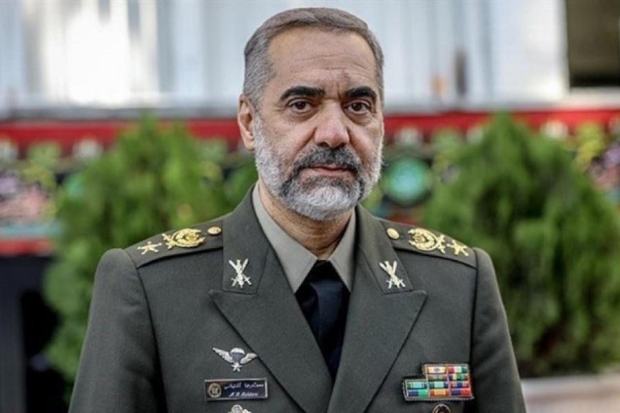 İranın müdafiə naziri Rusiyaya səfərə gedib