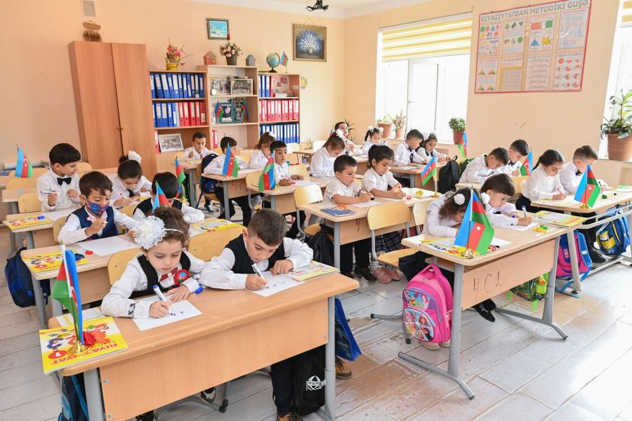 Tədrisi digər dillərdə aparılan siniflərdə şagird qəbulu sayı artırıla bilər
