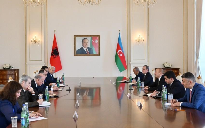 Azərbaycan və Albaniya prezidentlərinin geniş tərkibdə görüşü olub - YENİLƏNİB-2