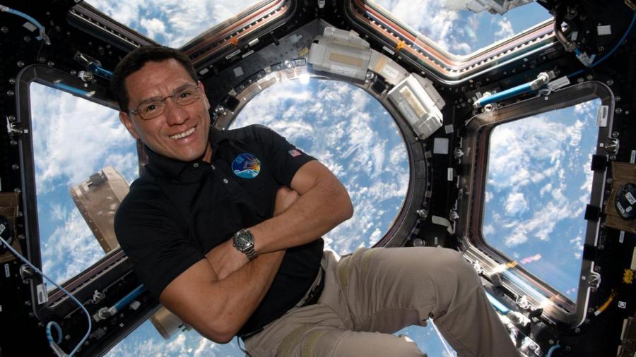 Kosmosda ən uzun müddət qalan amerikalı astronavt