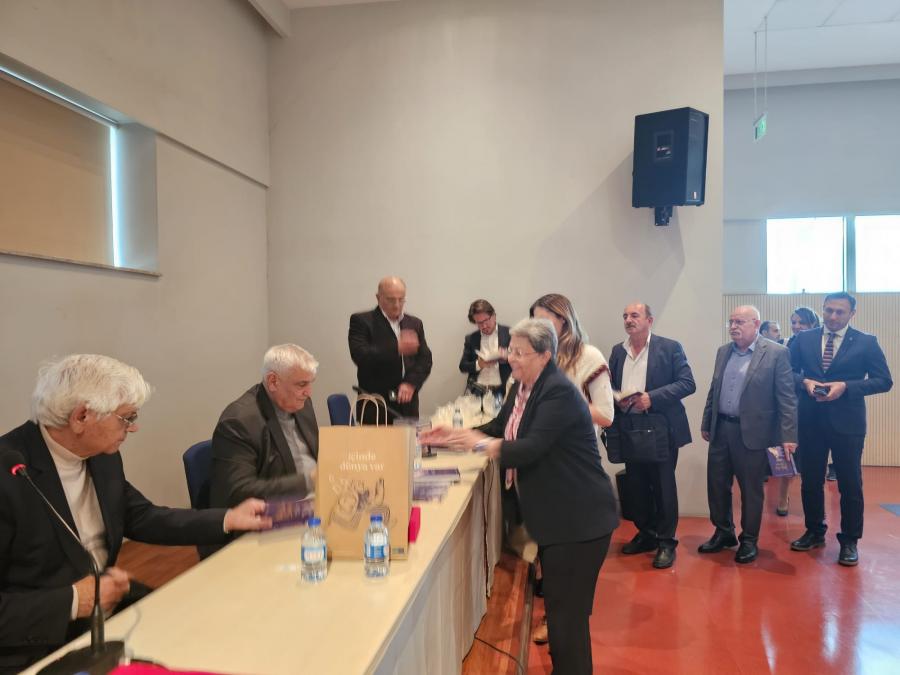 "Kitabi-Dədə Qorqud" və qeyri-səlis məntiq" İstanbulda təqdim olunub