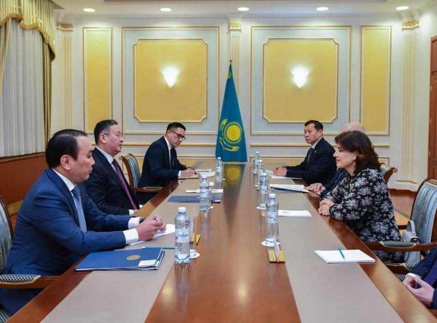 Günay Əfəndiyeva və Şahin Mustafayev Qazaxıstanın xarici işlər naziri ilə görüşüblər