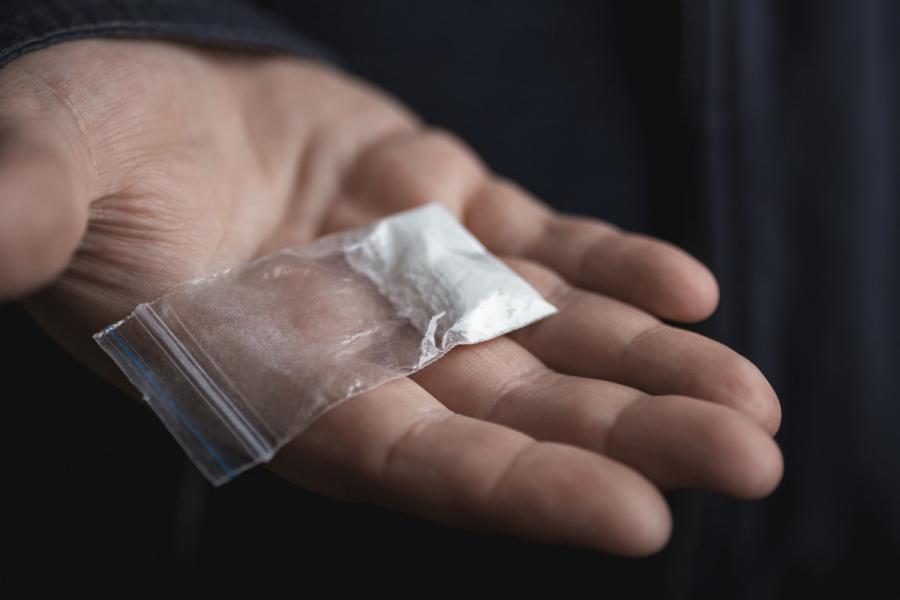 Yasamalda iki nəfər 3 kiloqram narkotiklə saxlanılıb