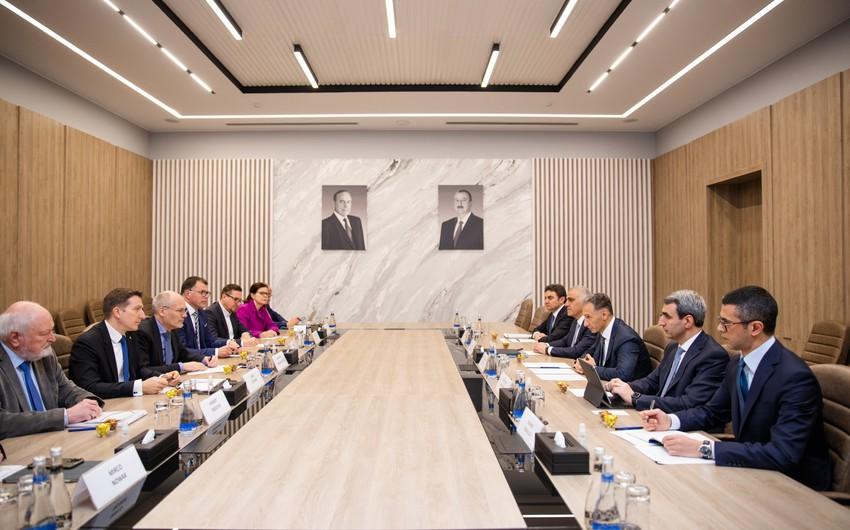 Rəşad Nəbiyev alman şirkətlərinin nümayəndələri ilə görüşüb