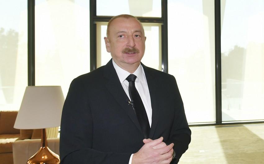 İlham Əliyev: "Hər il biz Xəzər dənizinin getdikcə daha da dayazlaşmasının şahidi oluruq"