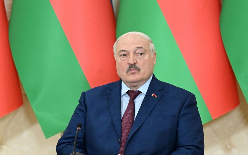 Aleksandr Lukaşenko: Azad edilən ərazilərdə dirçəliş dövrü başlayıb