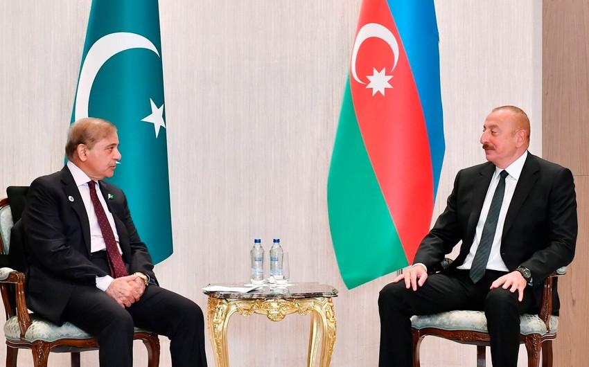 Pakistanın Baş naziri Azərbaycan liderini ölkəsinə dəvət edib