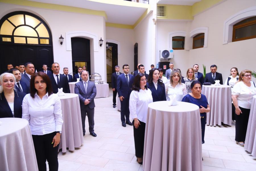 “Dövlət qulluqçularının peşə bayramı” münasibətilə Baş Prokurorluqda tədbir keçirilib