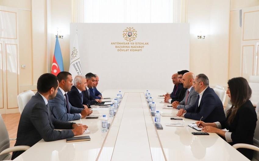 Azərbaycanda turizm sahəsində sağlam rəqabət mühitinin formalaşdırılması müzakirə edilib