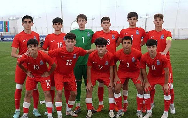Azərbaycan U-17 millisi böyük hesabla uduzdu