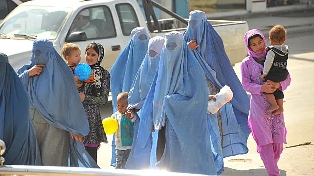 Dörd ölkə qadınlara qarşı ayrı-seçkiliyə görə “Taliban”ı məhkəməyə verəcək