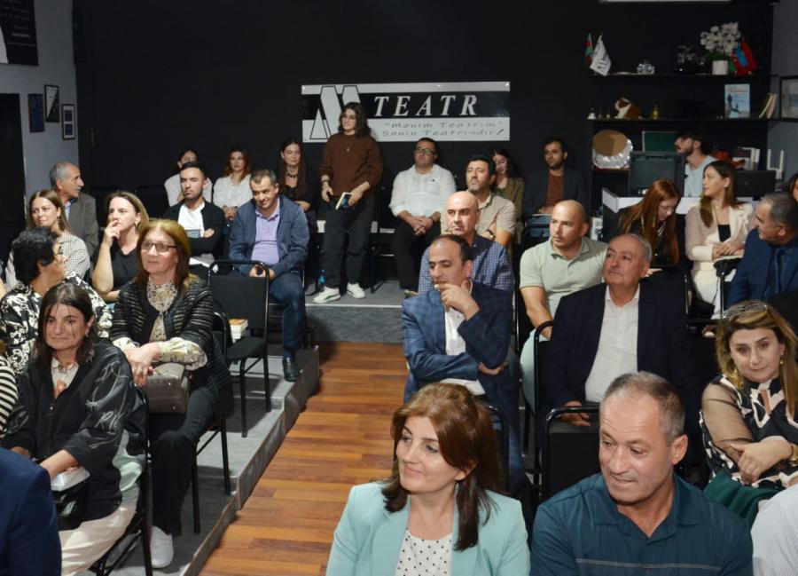 "Üç saniyədən çox" kitabının təqdimatı keçirildi