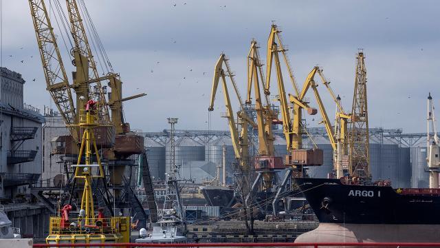 Ukrayna: Rusiyanın Odessa limanına hücumunda 5 nəfər ölüb, 9 nəfər yaralanıb