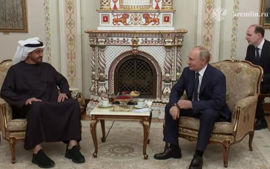 Putin BƏƏ liderinə Ukrayna ilə məhbus mübadiləsinin təşkilinə görə təşəkkür edib
