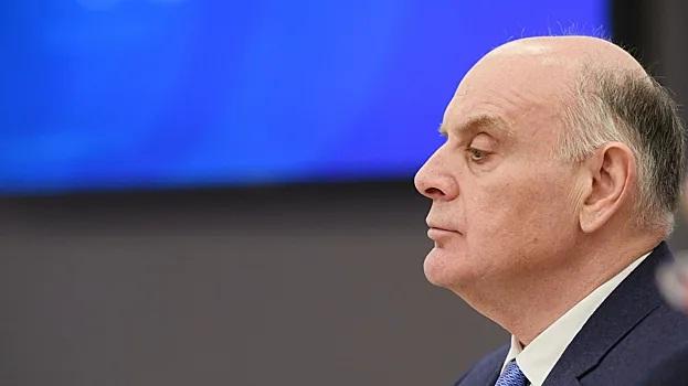 Abxaziya prezidenti paytaxtı tərk etdi
