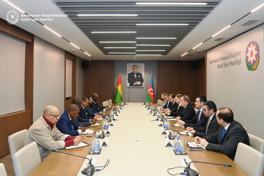 Ceyhun Bayramovla Qvineya-Bisaunun XİN rəhbəri arasında görüş keçirilib - YENİLƏNİB 1
