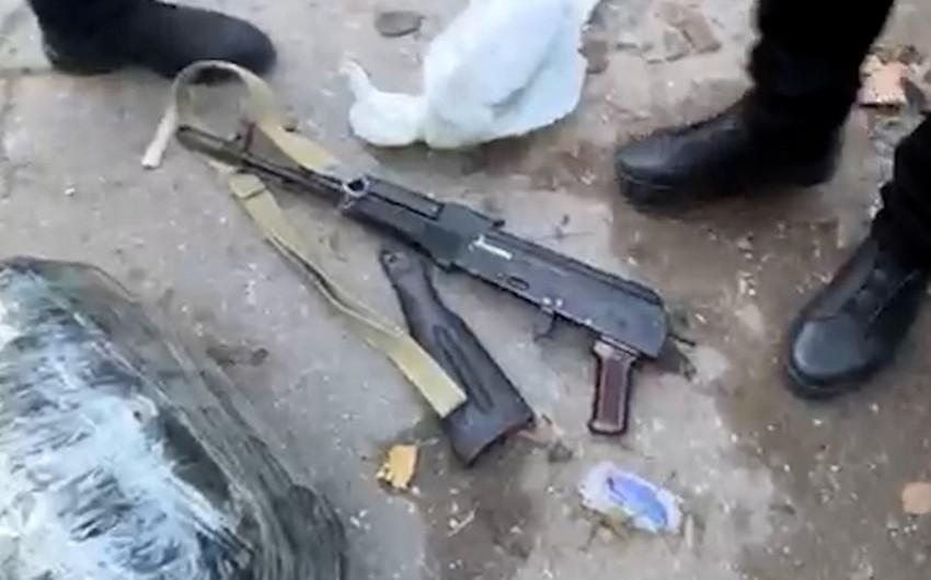 11 kiloqram narkotik və 9 odlu silah aşkarlanıb -  Bakıda əməliyyat keçirilib