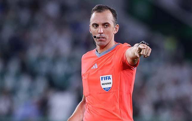 "Fənərbaxça" və "Qalatasaray"ın pley-off oyunlarının hakimləri