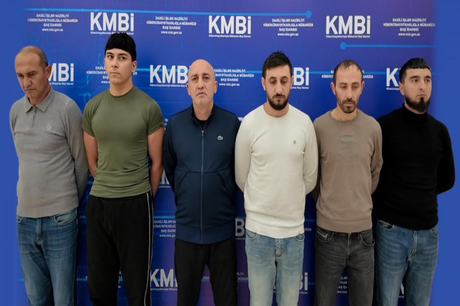 Sosial şəbəkələrdə onlayn qumar təşkil edən dəstə tutulub