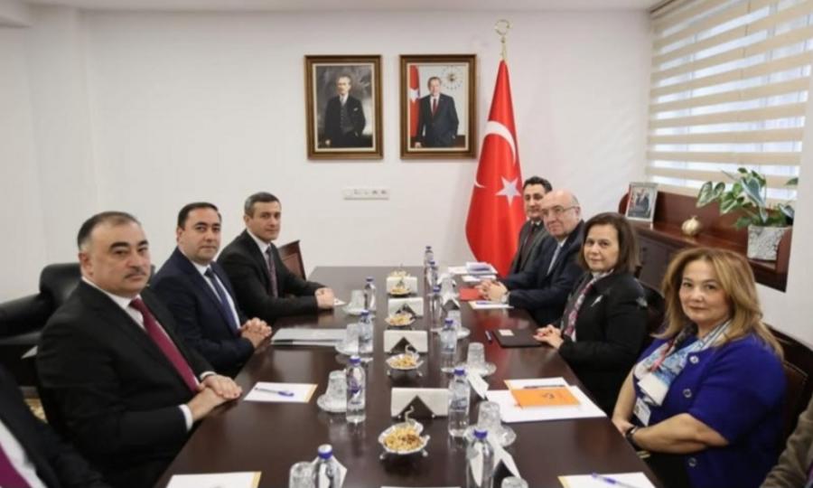 Türkiyə və Azərbaycanın XİN rəsmiləri regional məsələləri müzakirə ediblər