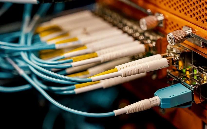 Azərbaycanda genişzolaqlı internetin orta sürəti 2 dəfədən çox artıb