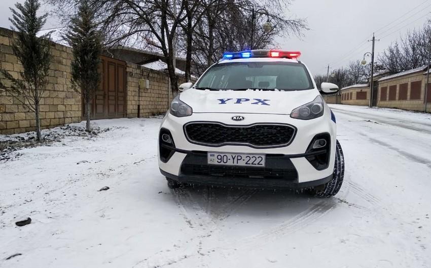 Yol polisi dağlıq və dağətəyi bölgələrə gedən sürücülərə  müraciət edib