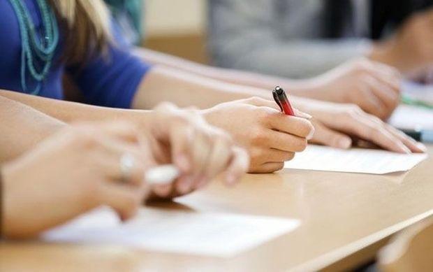 Xarici dil fənni üzrə fəlsəfə doktoru imtahanı keçirilib