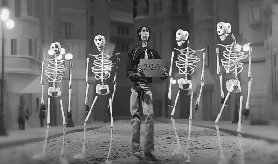 Kukla teatrı janrında klip - "Sıradan Adam" 