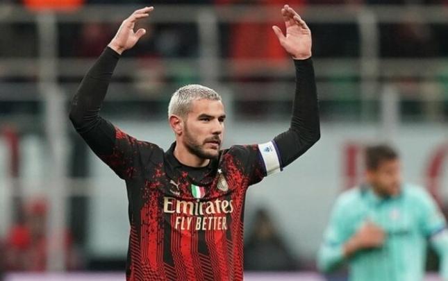 Kapitan "Milan"dan ayrılacaq