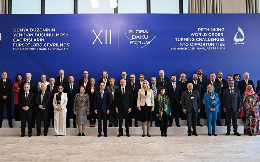 Prezident İlham Əliyev XII Qlobal Bakı Forumunun açılış mərasimində çıxış edib -  YENİLƏNİB-1