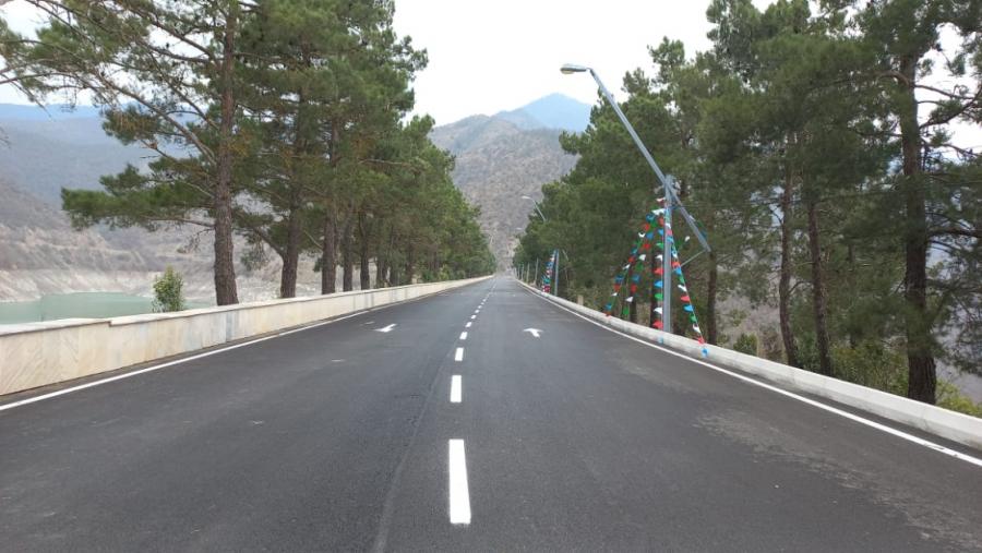 Sərsəng su anbarından Ağdərənin Umudlu kəndinə çəkilən avtomobil yolu turizmin inkişafına da töhfə verəcək