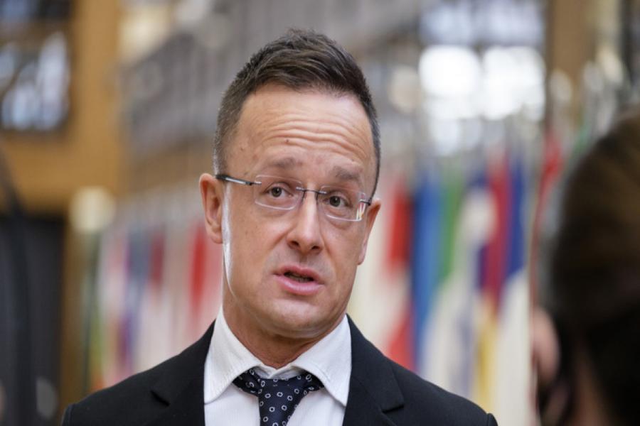 Siyarto: Macarıstanı səs hüququndan məhrum etmək təhdidləri Aİ demokratiyasını şübhə altına salır