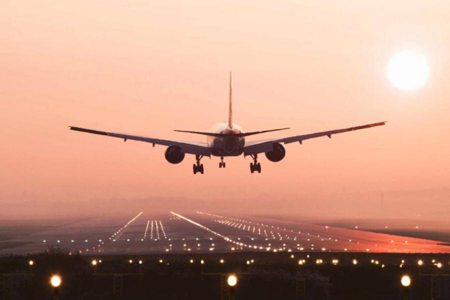 Hava nəqliyyatı ilə sərnişin daşımaları 7%-dək artıb