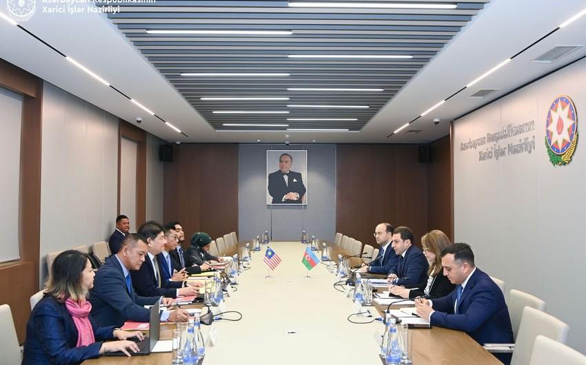 Azərbaycan və Malayziya XİN-ləri arasında siyasi məsləhətləşmələr aparılıb