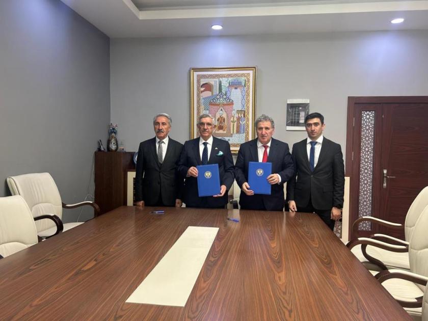 Akademik İsa Həbibbəyli V Beynəlxalq türk sivilizasiyası konfransında çıxış edib
