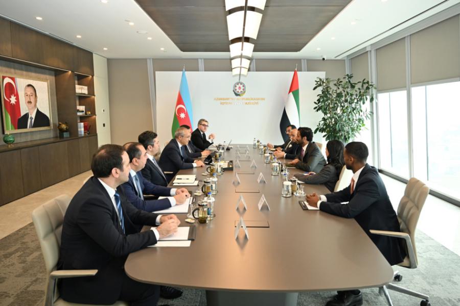 BƏƏ ilə iqtisadi əməkdaşlığın genişləndirilməsi müzakirə olunub