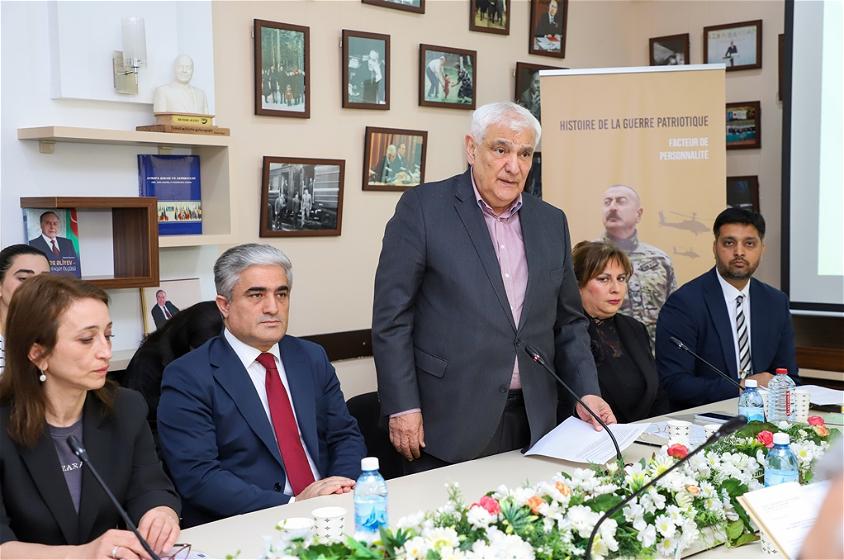 “Vətən müharibəsi tarixi. Şəxsiyyət faktoru”nun yeni tərcümələrinin təqdimatı olub