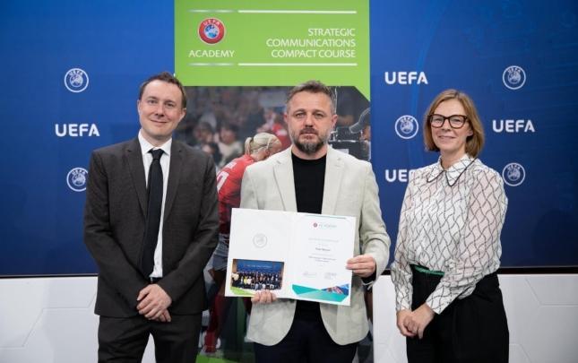 "Qarabağ" rəsmisinə UEFA-nın diplomu təqdim olundu