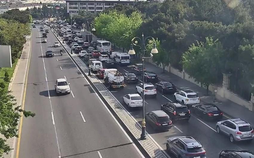 Bakıda sıxlıq müşahidə olunan yollar -  SİYAHI