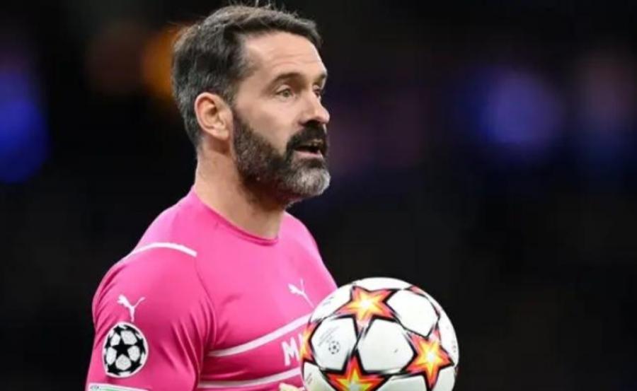 "Mançester Siti" 40 yaşlı futbolçu ilə yolları ayırdı