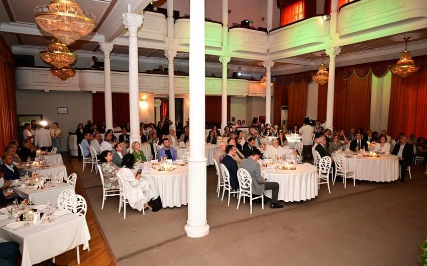Mahnı Teatrında Rəşid Behbudovun xatirə otağı yaradılıb