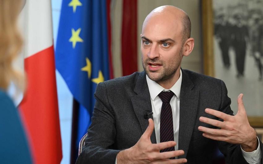 Fransa XİN başçısı 22 rusiyalıya qarşı yeni sanksiyaların təsdiqləndiyini açıqlayıb