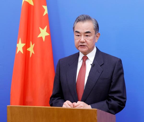“Ukrayna böhranının həlli prosesi kritik həddə çatıb” - Çin XİN