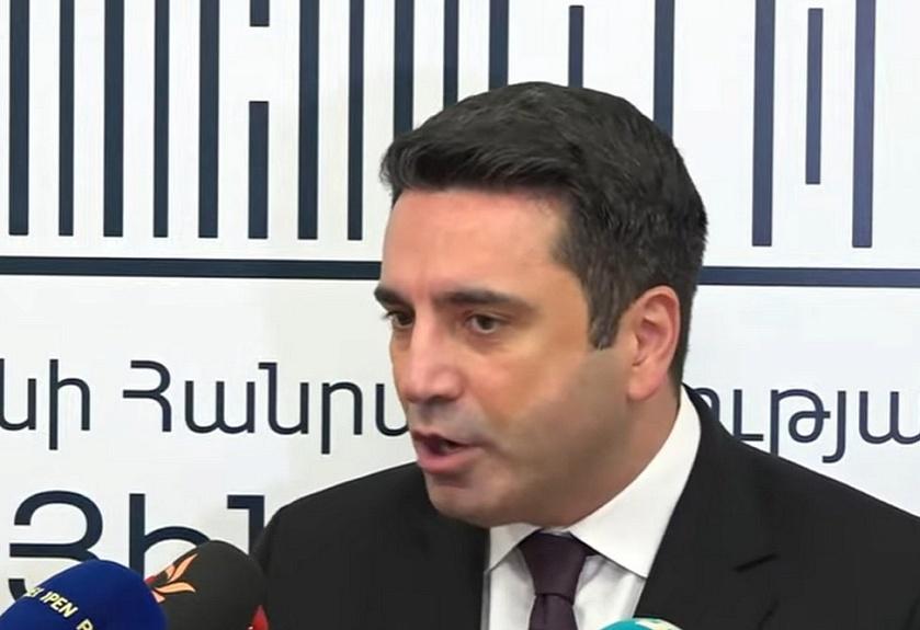 Simonyan Sahibə Qafarova ilə görüşün müsbət atmosferdə keçdiyini bildirib