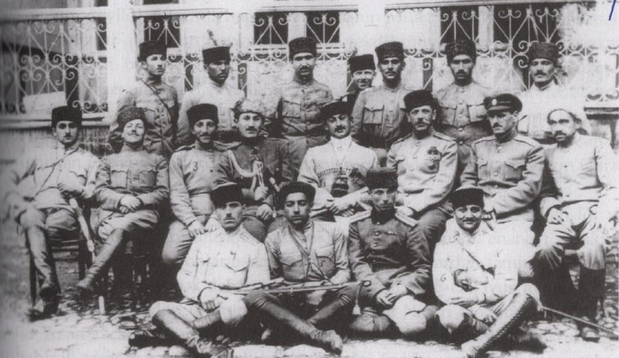 GÖRÜNƏN VƏ GÖRÜNMƏYƏN BAKININ HEKAYƏTLƏRİ - Rafael Hüseynov yazır