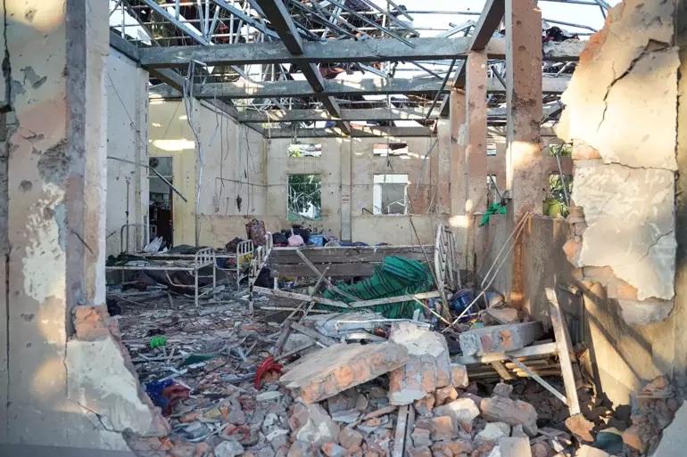 Myanmada xəstəxana bombalandı - ən azı 30 ölü