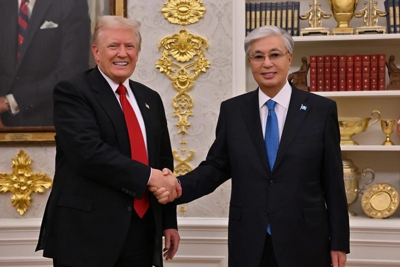 Tramp və Tokayev Ukraynadakı vəziyyət müzakirə edib